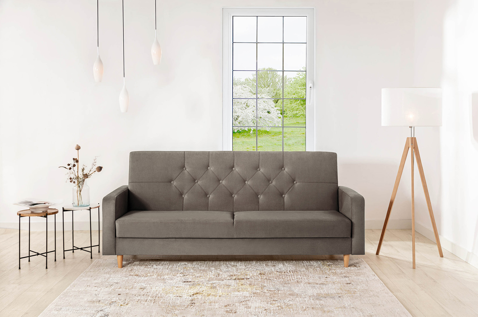 Francúzske okná – aký nábytok do nich vybrať?