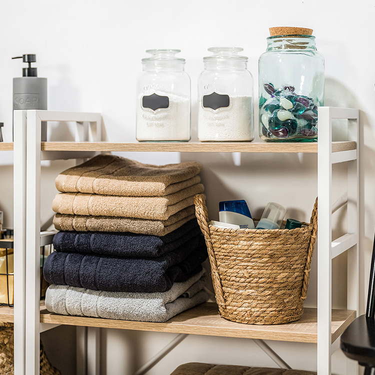 Malá kúpeľňa v bytovom domu – tipy na aranžmán