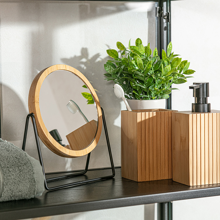 Malá kúpeľňa v bytovom domu – tipy na aranžmán