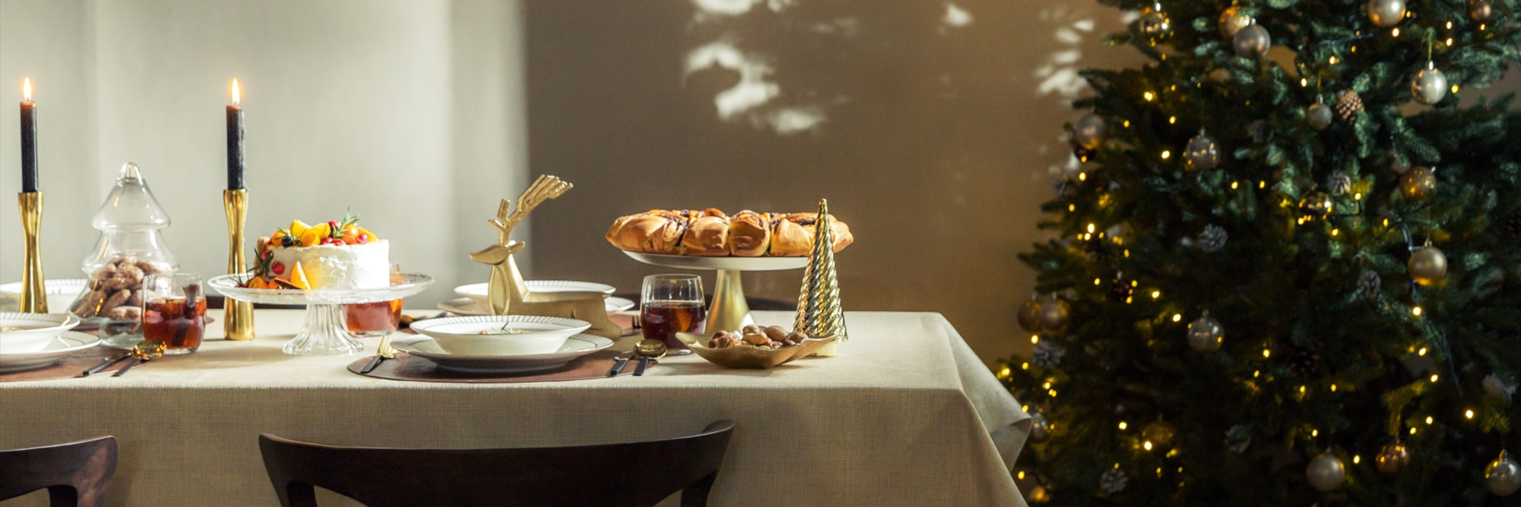 Stretnite sa za stolom