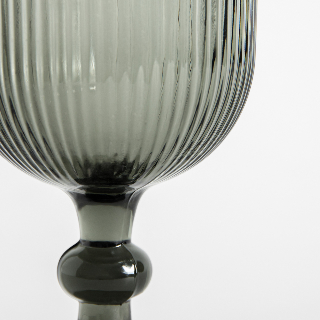 Sivý pohár vrúbkované sklo 330 ml