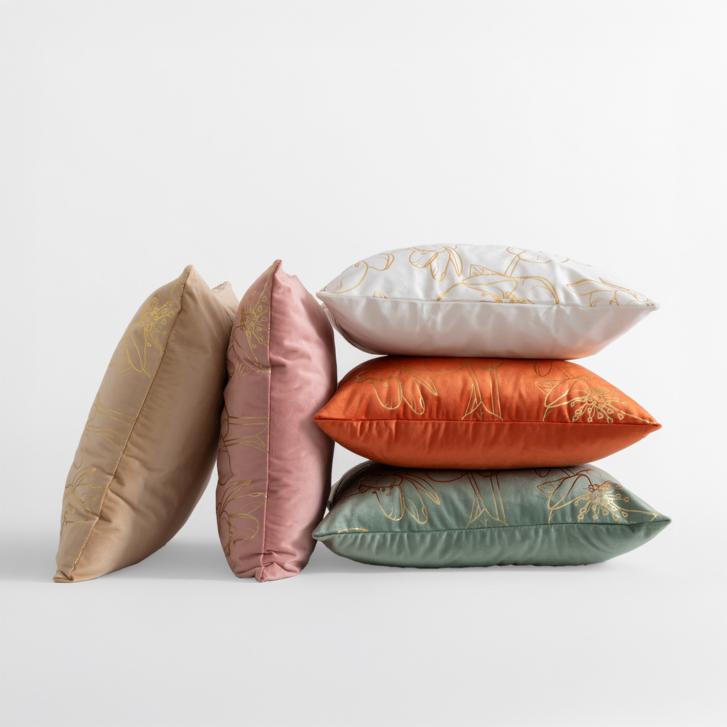 Obliečka na vankúš v ružovej farbe CASILA 45x45 cm