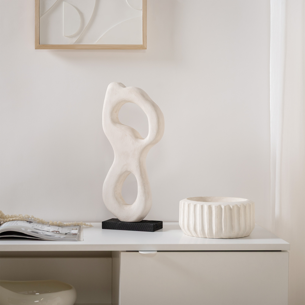 Dekoratívny ryhovaný tanier v bielej farbe 20 cm