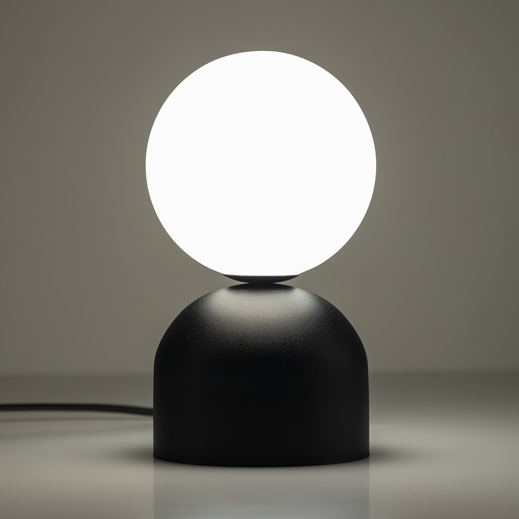Stolná lampa s guľovým tienidlom a čiernym podstavcom MIKI