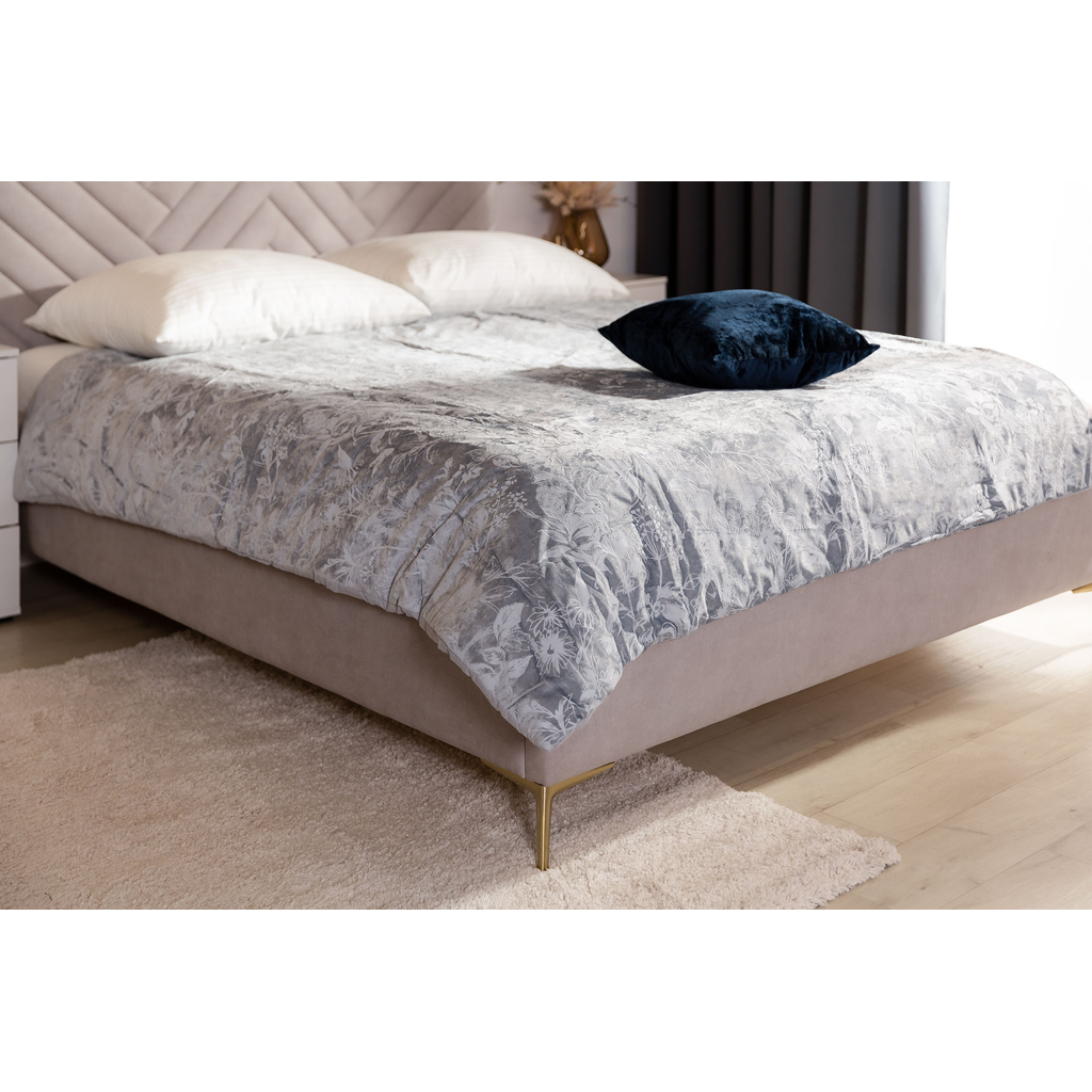 Sivá velúrová vrchná prikrývka TIARA 180 x 200 cm