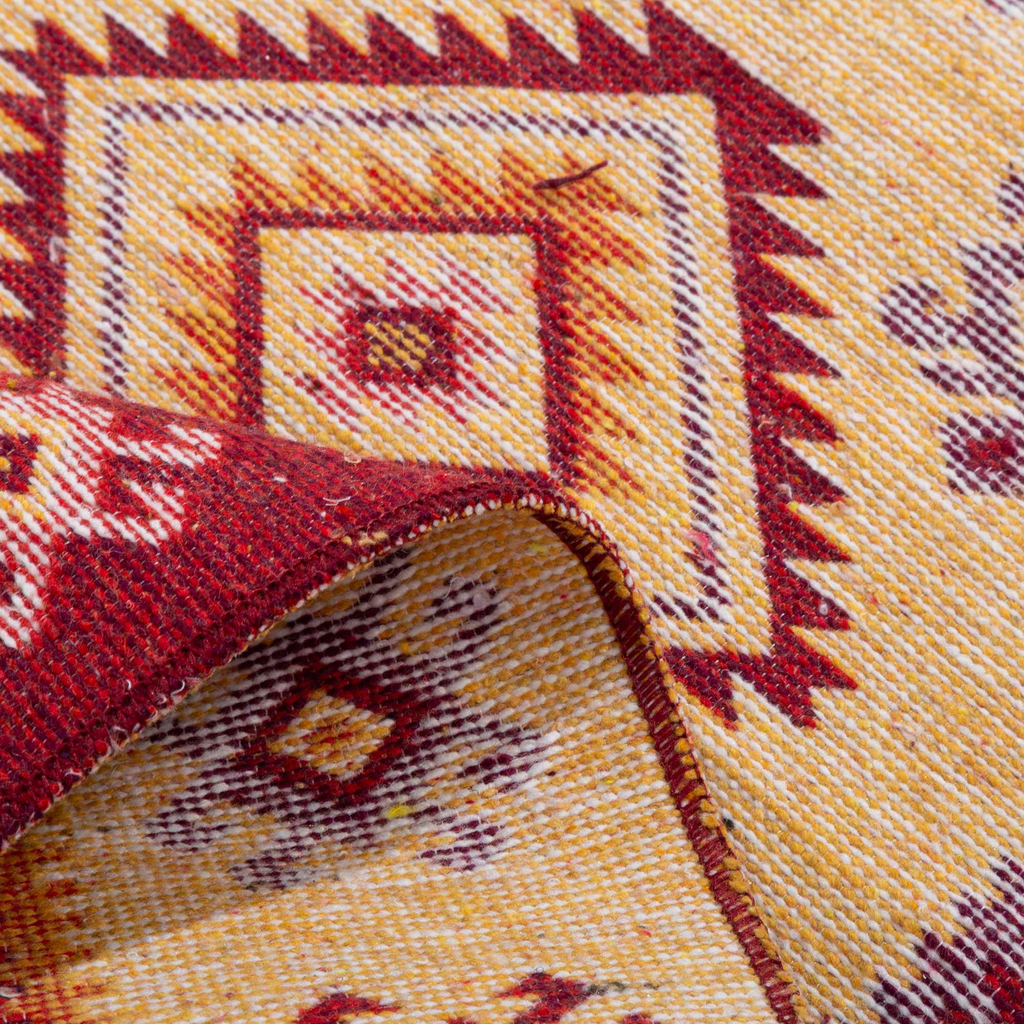 Etno koberec ALBORG v bordovej farbe 50x80 cm