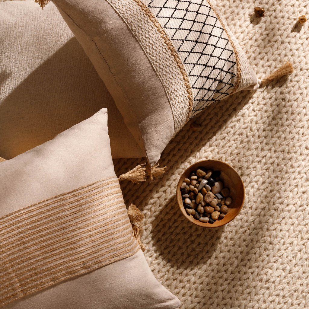 Dekoračná pruhovaná obliečka na vankúš LESA 45x45 cm