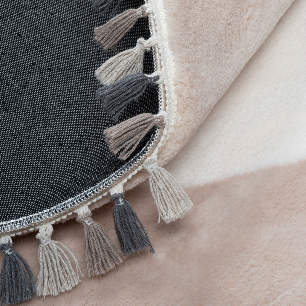 Okrúhly koberec so strapcami MUUM 120 cm