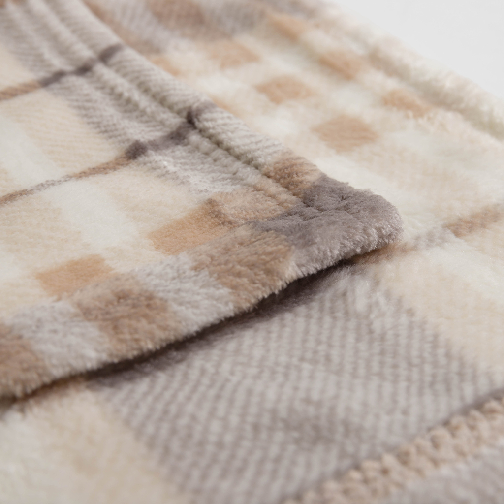 Béžová károvaná deka TYLOR 150x200 cm