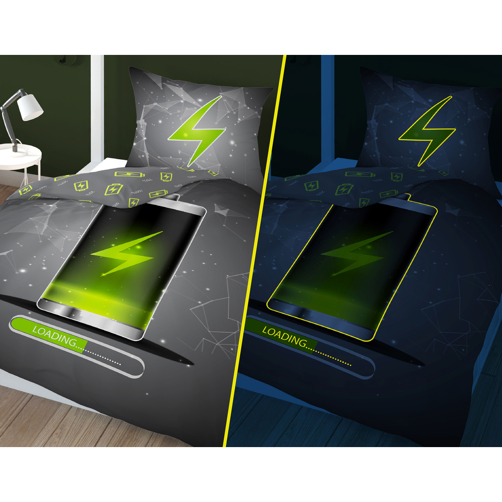 Detské obliečky so svietiacim efektom tmavomodré FLUO BATÉRIA 140x200 cm