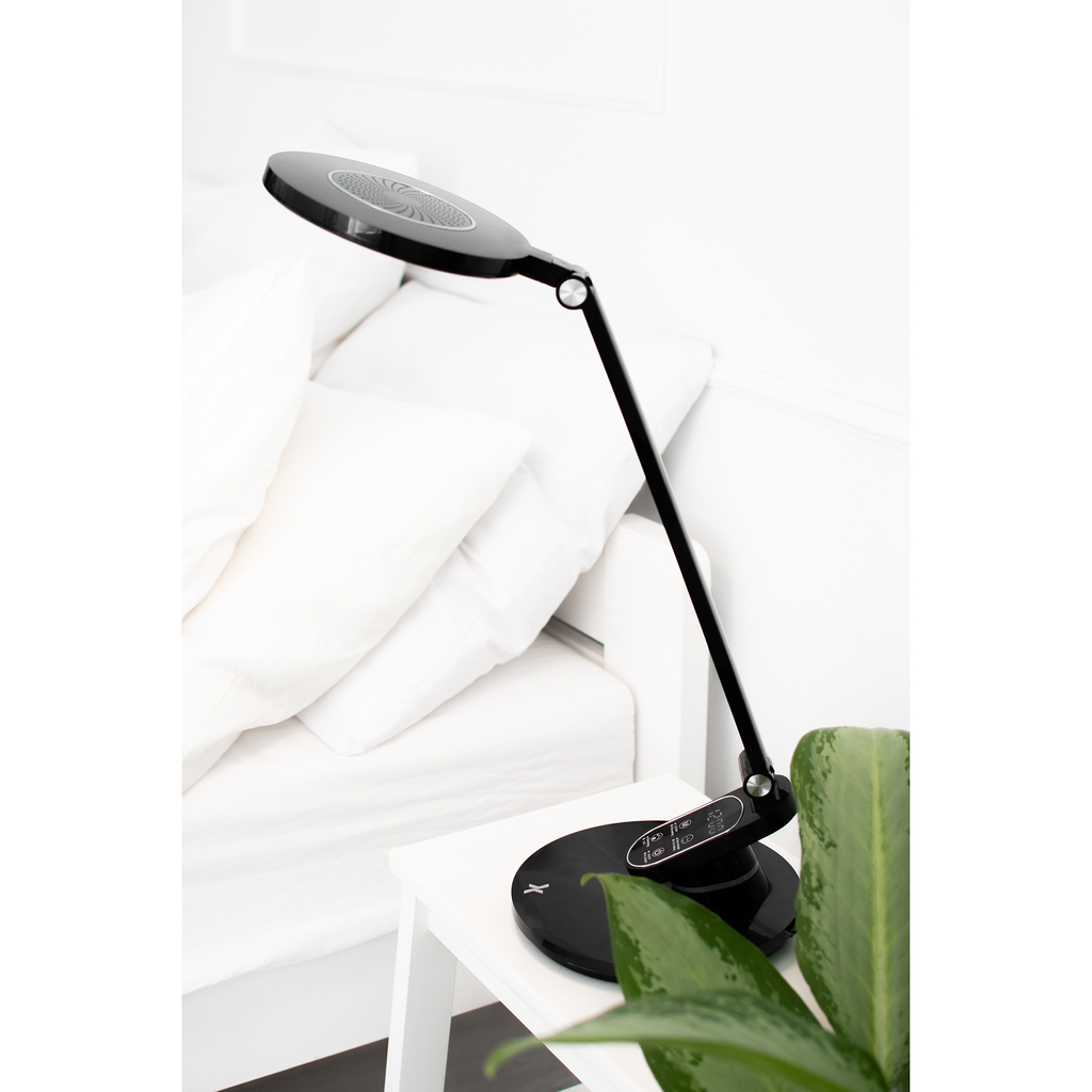 Stolná LED lampa ARTIS s displejom, čierna