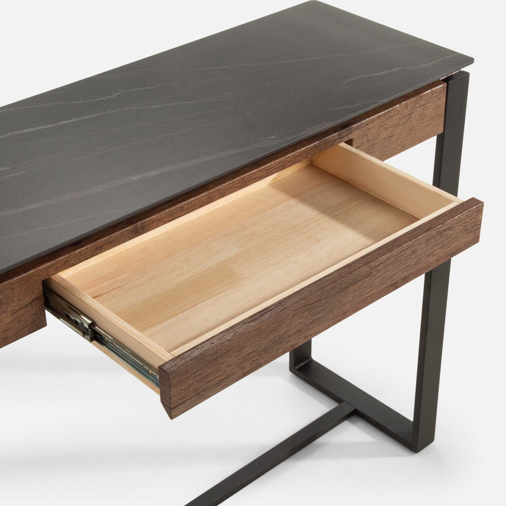 Konzola so zásuvkou BERMENO