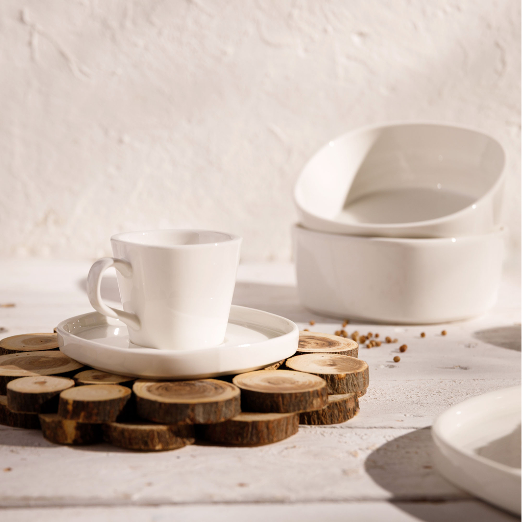 Šálka s podšálkou CARRE 70 ml