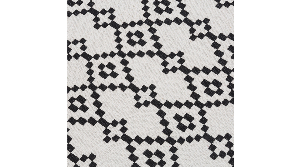 Koberec so vzorom kosoštvorcov SCANDI bielo-čierny 50x80 cm