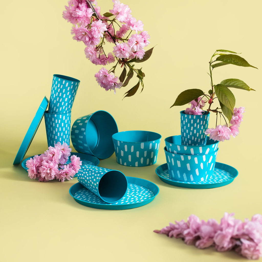 Súprava 4 plastových tanierov modrá, 21 cm