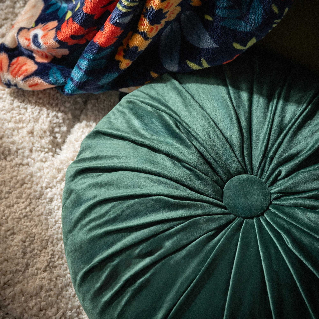 Dekoratívny okrúhly vankúš SELMA tmavozelený 40 cm