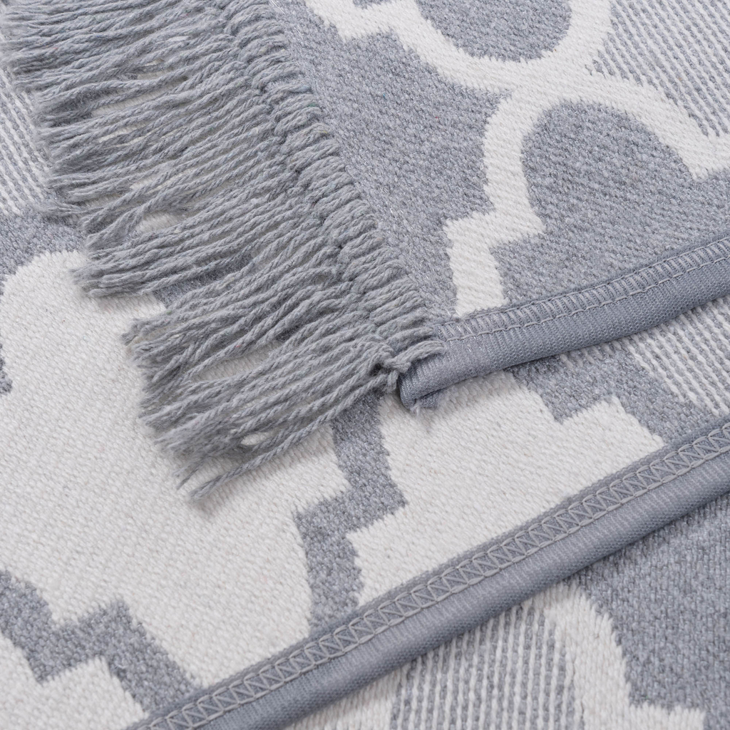 Sivý koberec v marockom vzore ALBORG 50x80 cm