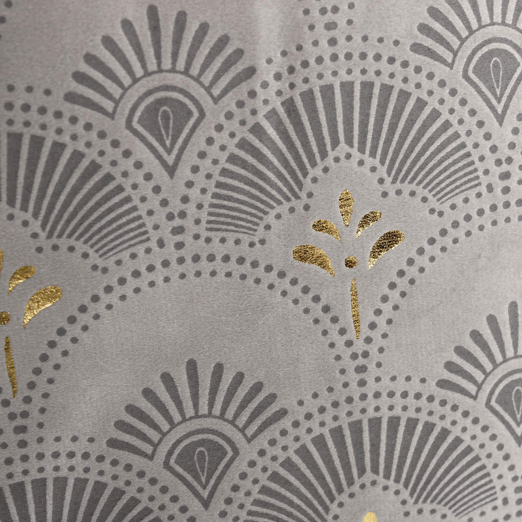 Velúrová obliečka na vankúš v sivej farbe CASSIA 45x45 cm