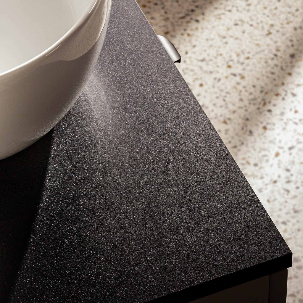 Doska pod umývadlo čierna matná 140 cm