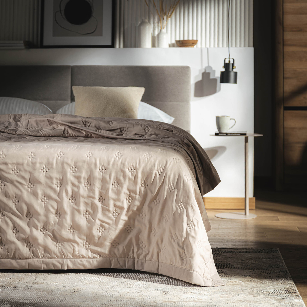 Béžový prehoz na posteľ CLOUD 220x240 cm