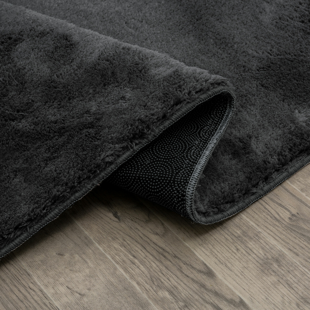 Antracitový koberec PULY 80x150 cm
