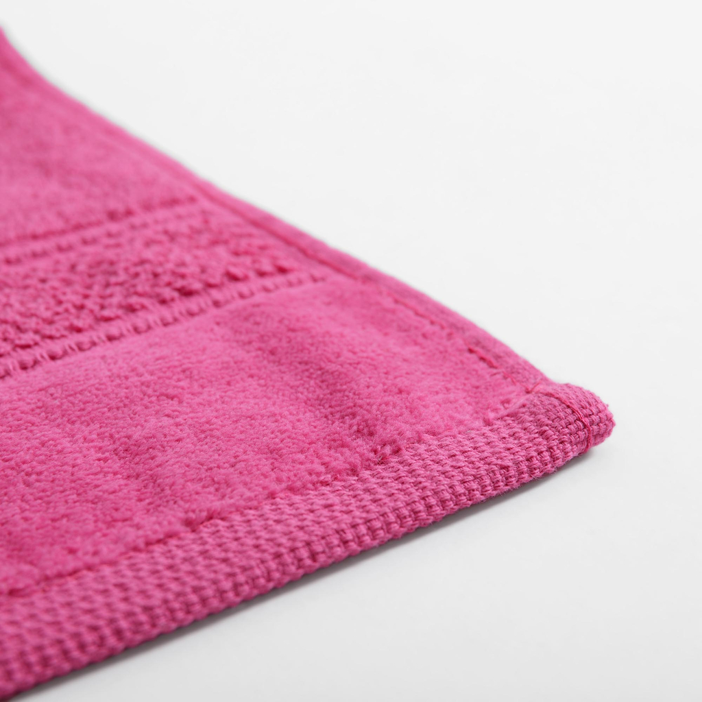 Bavlnený uterák na ruky v amarantovej farbe MARIO 30x50 cm