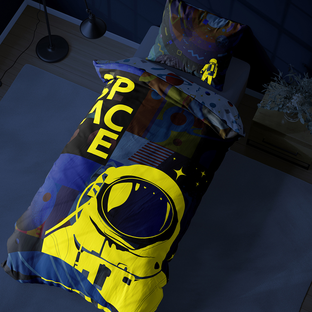 Detské obliečky so svietiacim efektom tmavomodré FLUO KOZMONAUT 140x200 cm