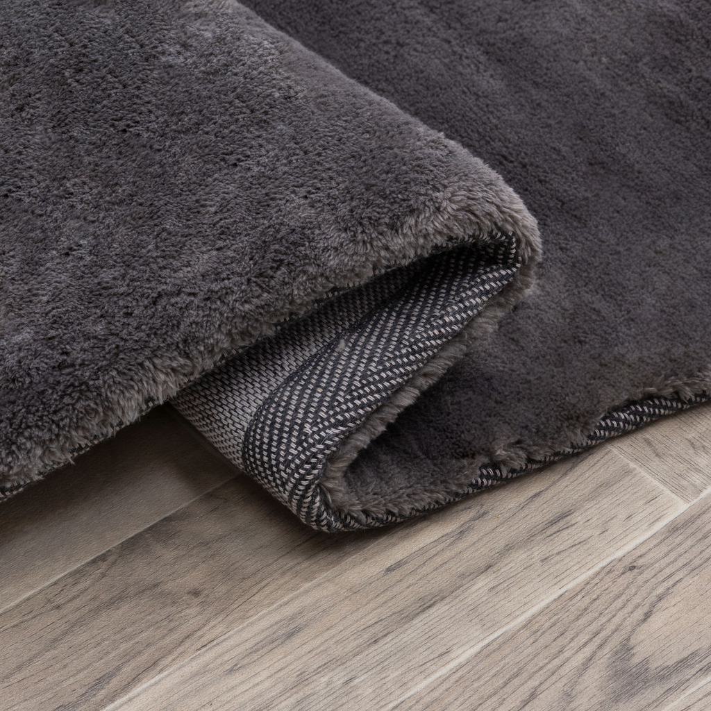 Koberec sivý kožušinka SITE 60 x 100 cm