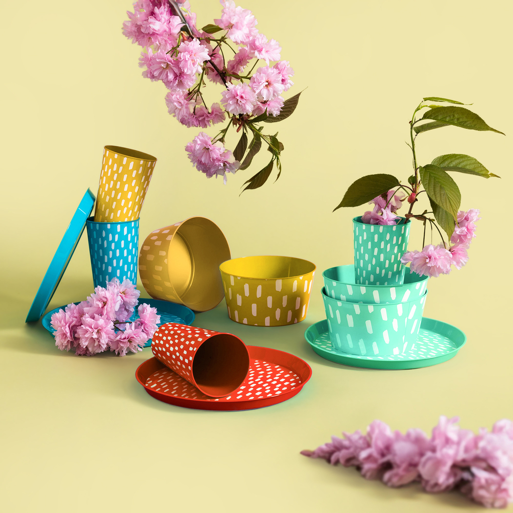 Súprava 4 plastových tanierov červená, 21 cm