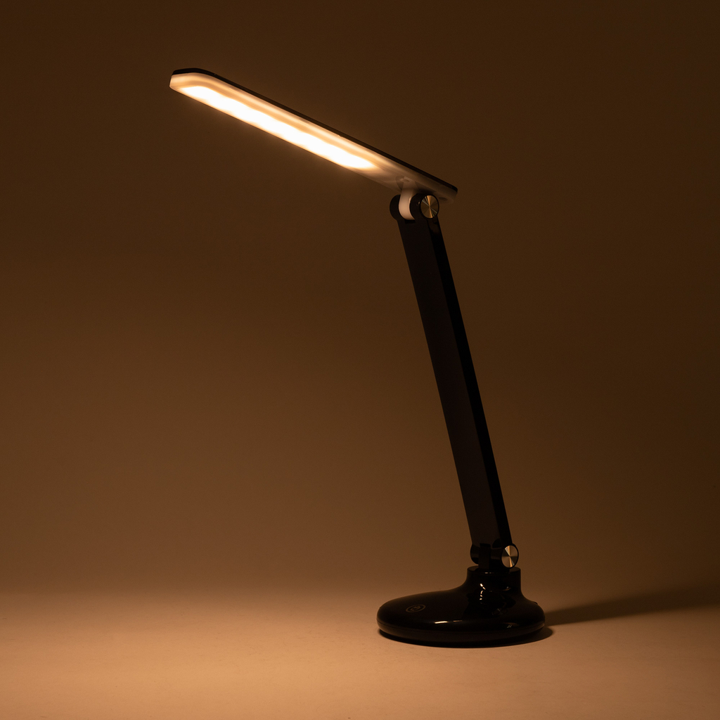 Stolná LED lampa 6W čierna nabíjanie cez USB