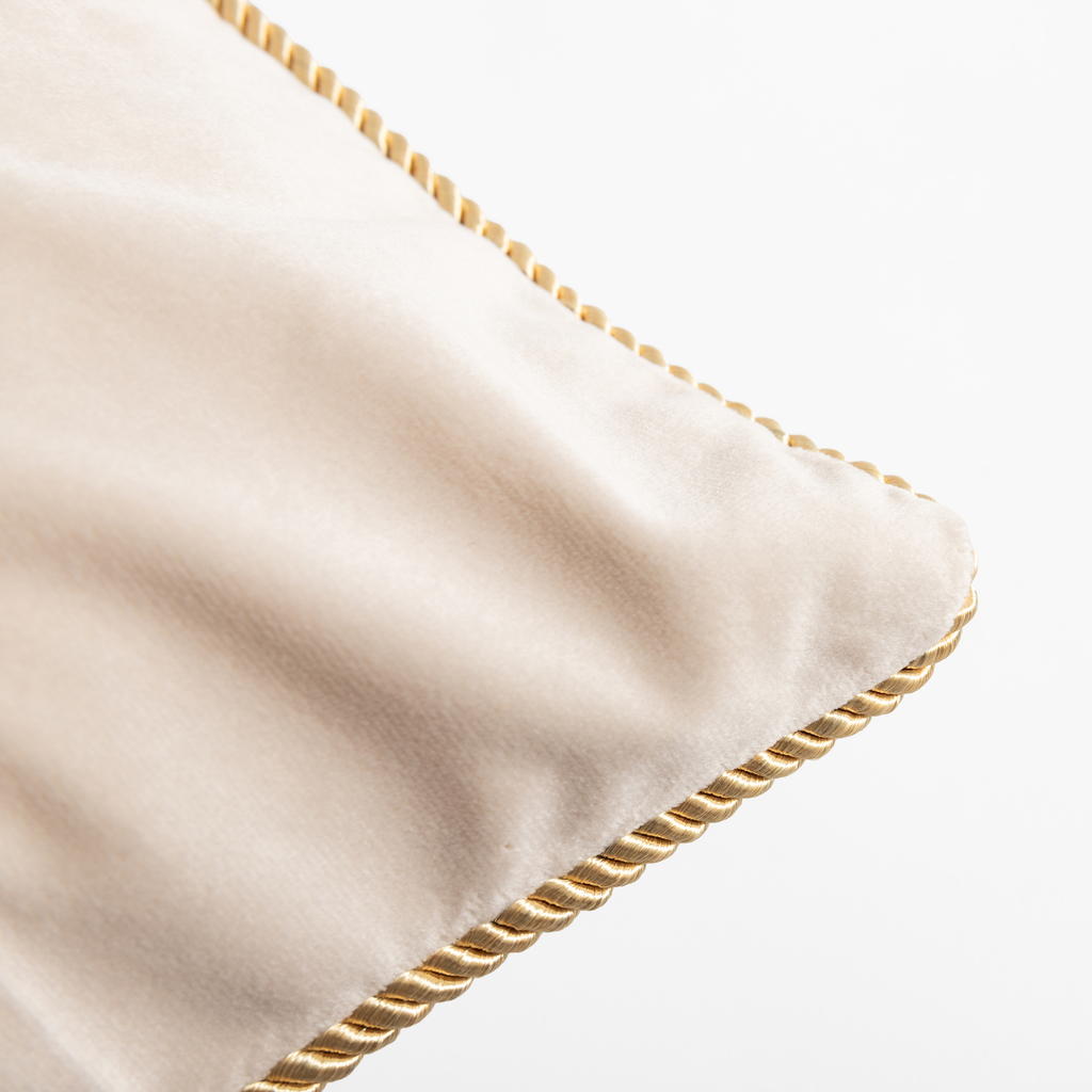 Velúrová obliečka na vankúš krémová LILLE 60x60 cm