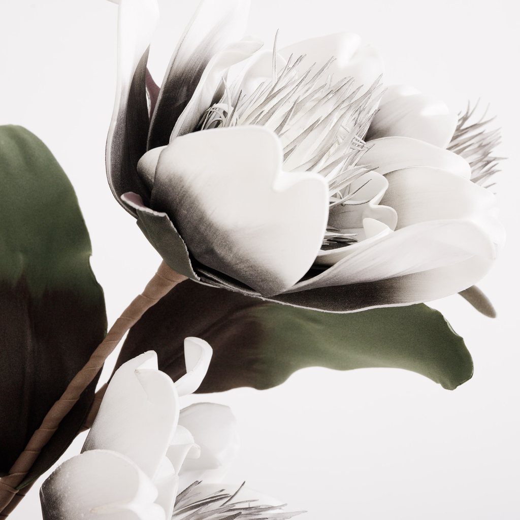 Umelý kvet magnólie sivý 103 cm