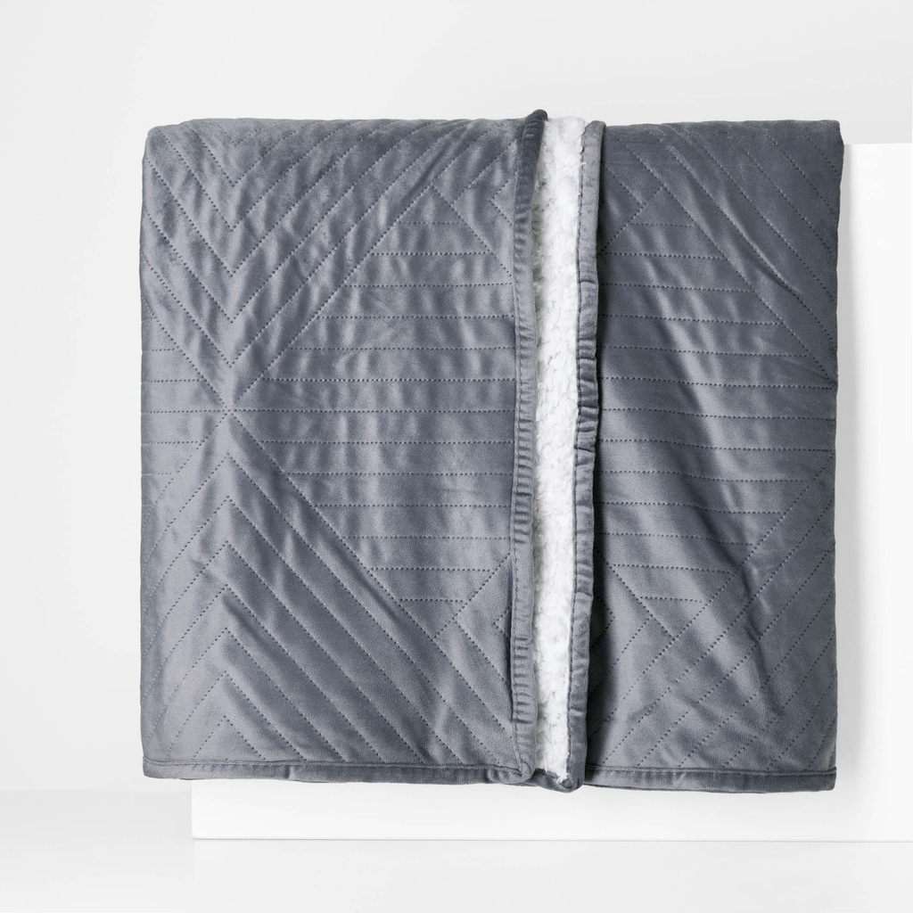 Prehoz na posteľ v tmavosivej farbe CALDO 220x200 cm