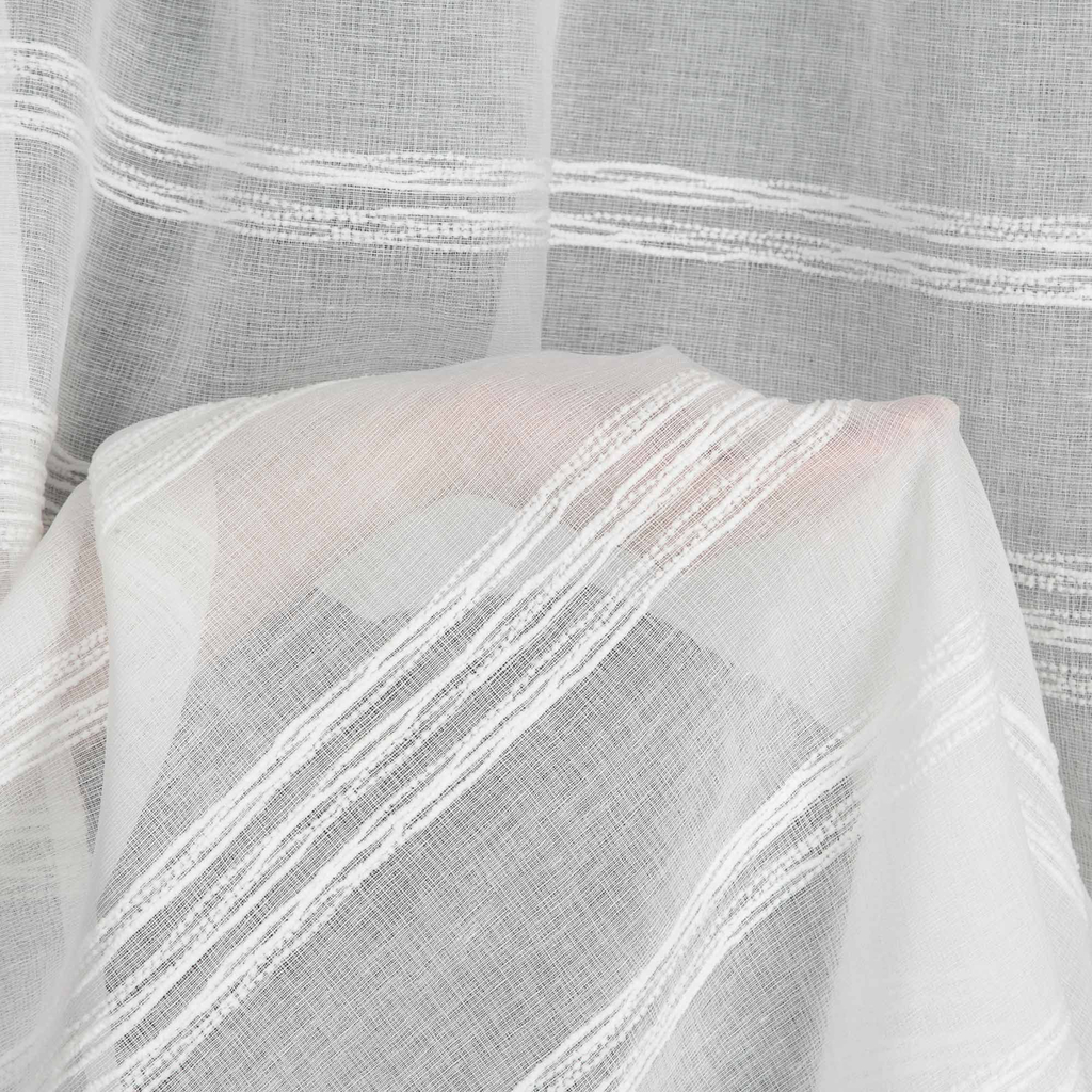 Záclona na priechodkách v bielej farbe DOLY 140x250 cm