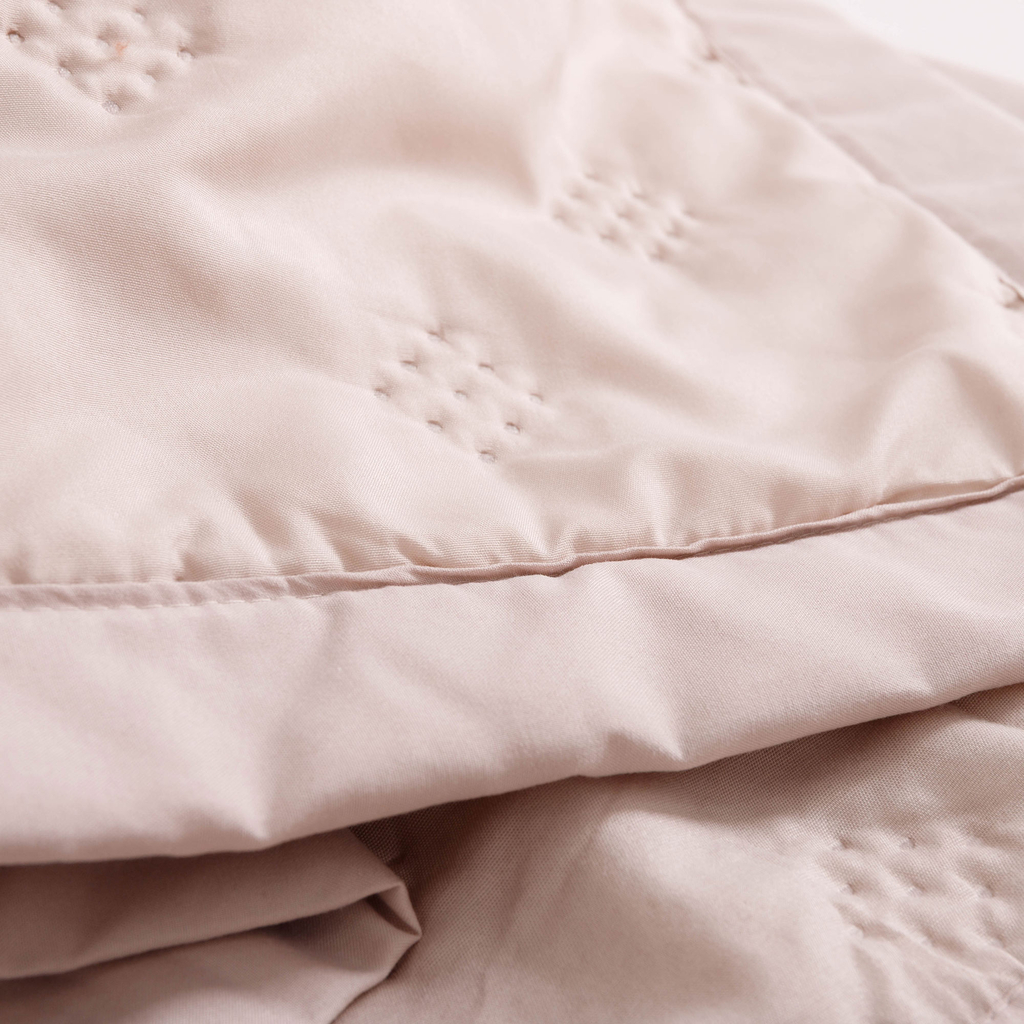 Béžový prehoz na posteľ CLOUD 180x200 cm