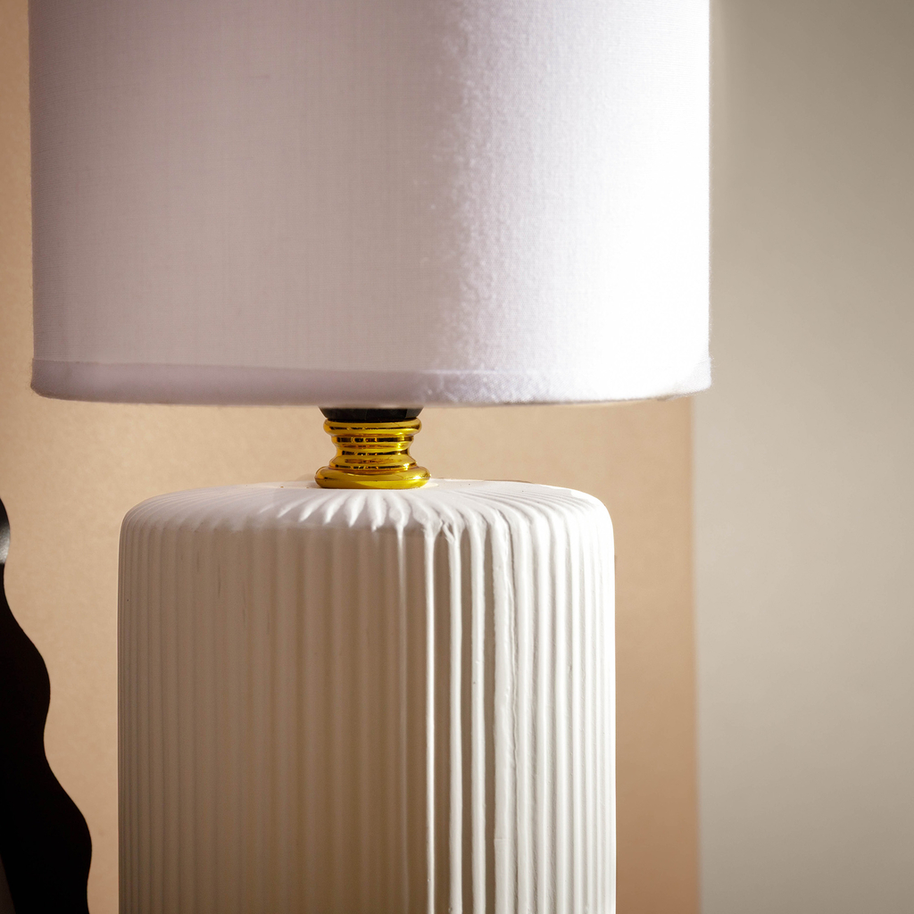 Stolová nočná lampa biela 27,5 cm