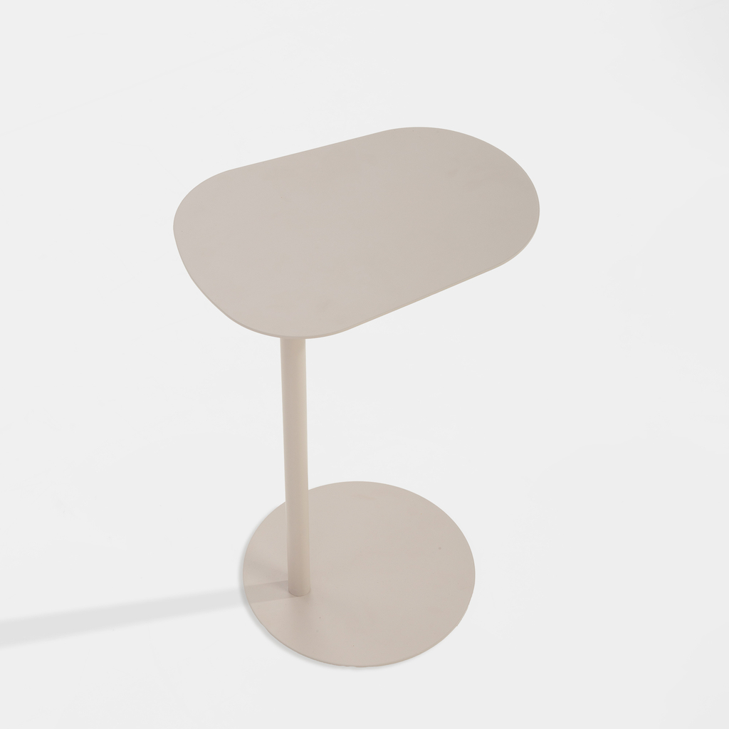 Pomocný stolík v béžovej farbe 35x53 cm