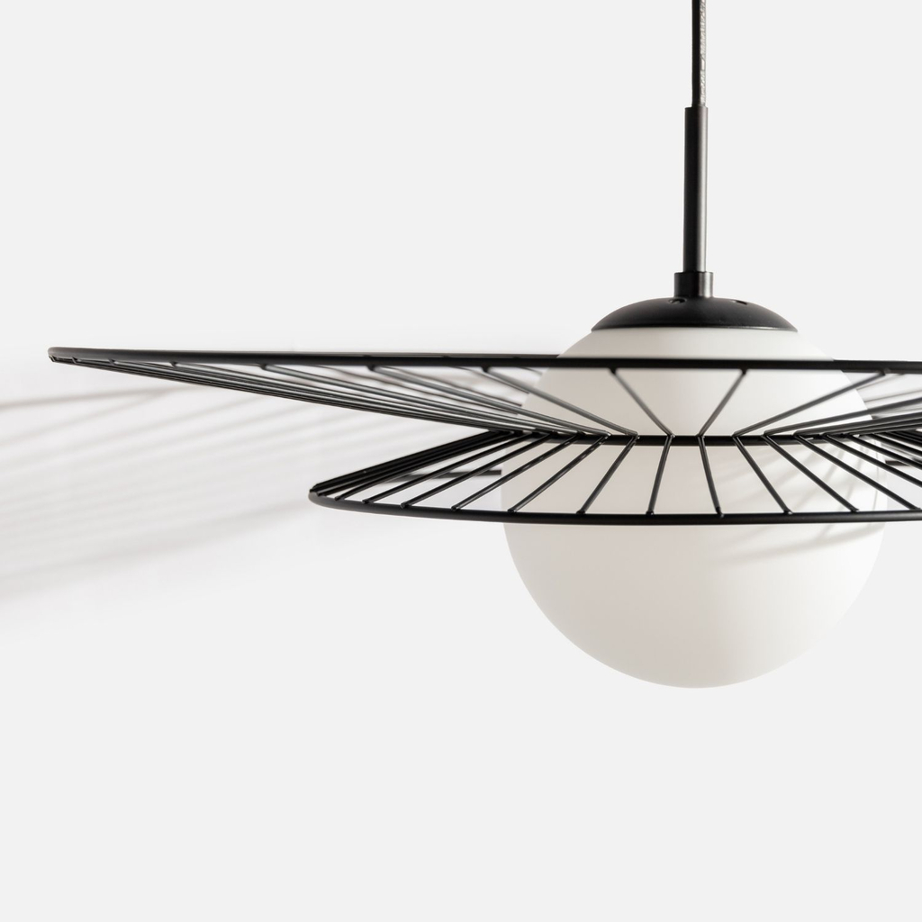 Závesné svietidlo ALISON guľa čierne