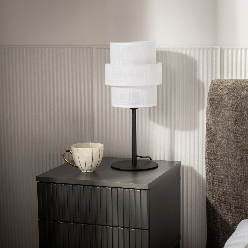 Porcelánový hrnček PRUHY 440 ml