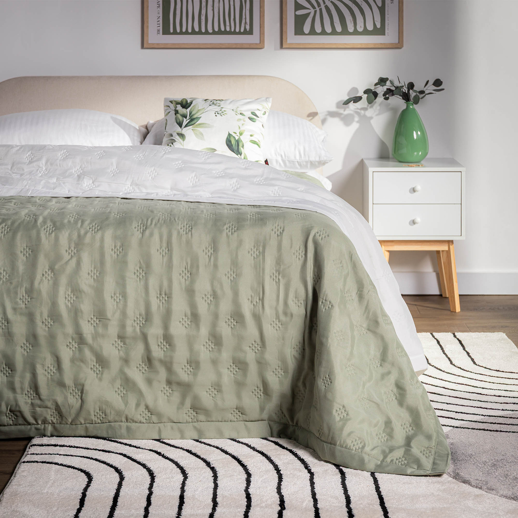 Olivovo zelený prehoz na posteľ CLOUD 220x200 cm