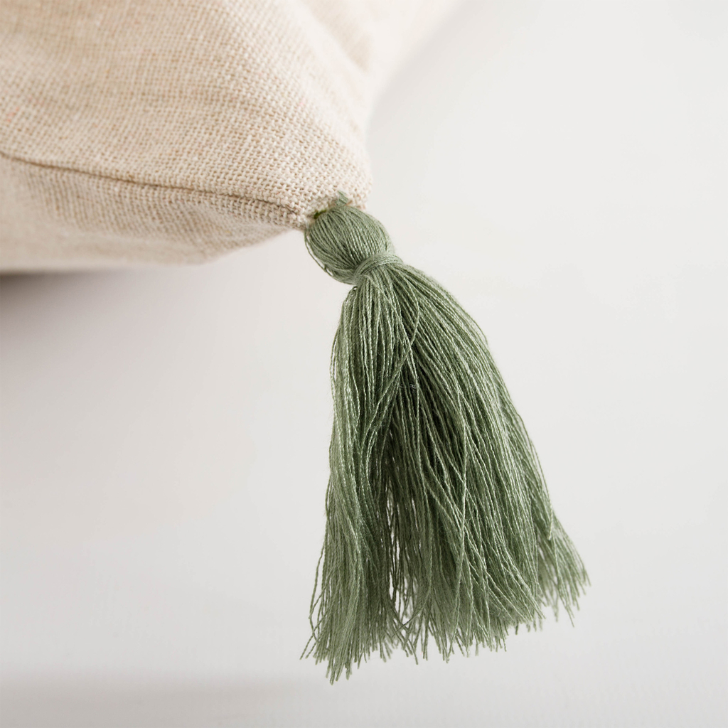 Dekoračná obliečka so strapcami zelená FLORIA 45x45 cm