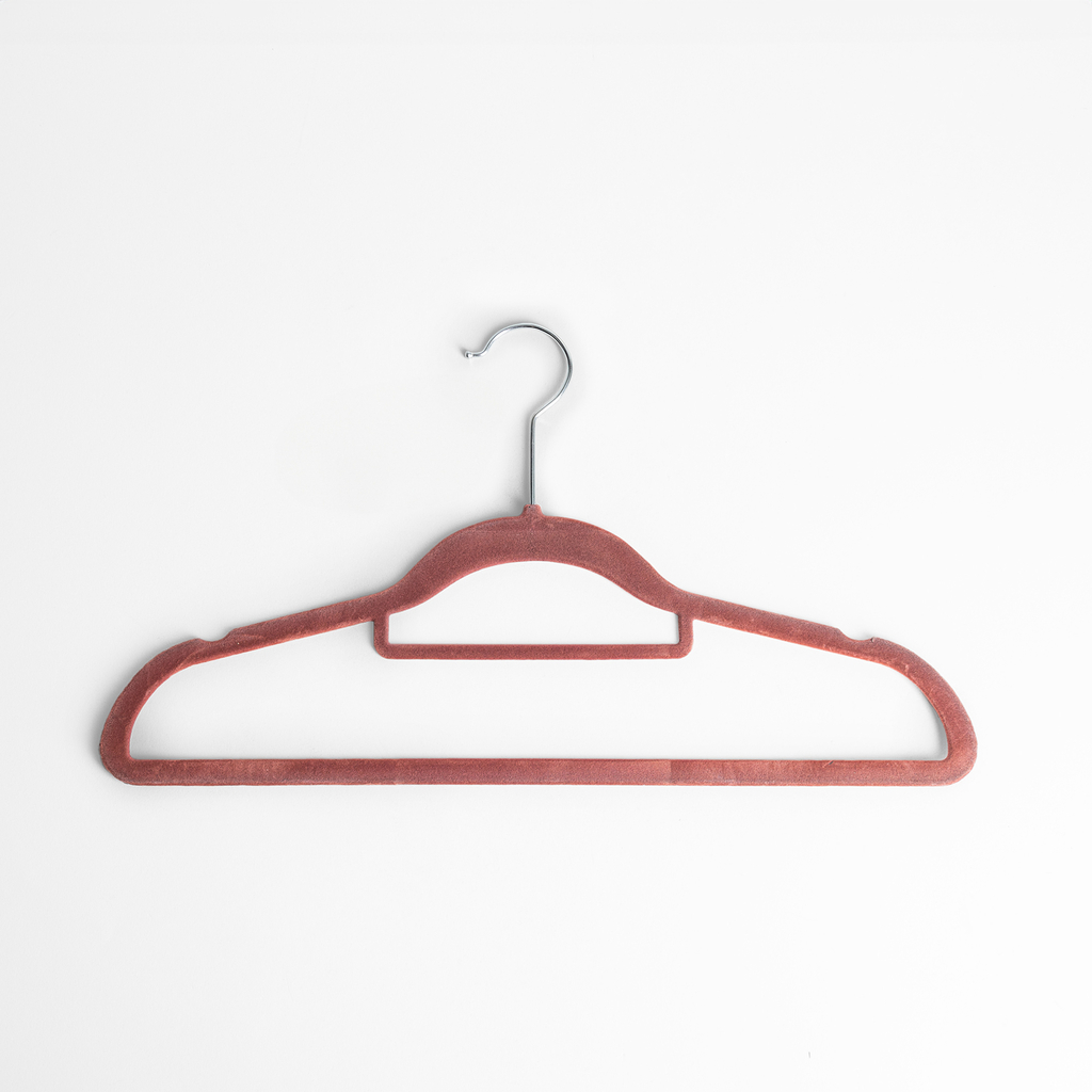 Zamatový tmavoružový vešiak VELVET, sada 5 ks