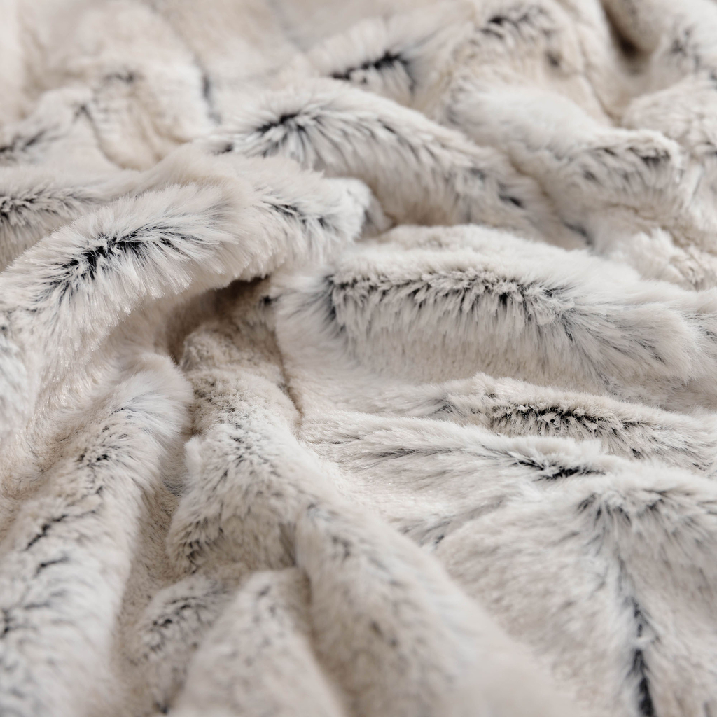 Kožušinová deka v sivo-béžovej farbe OSLO 200x200 cm