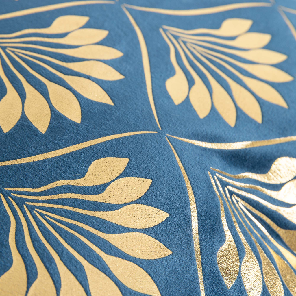 Dekoračná obliečka na vankúš v tmavomodrej farbe DEKAR 45x45 cm