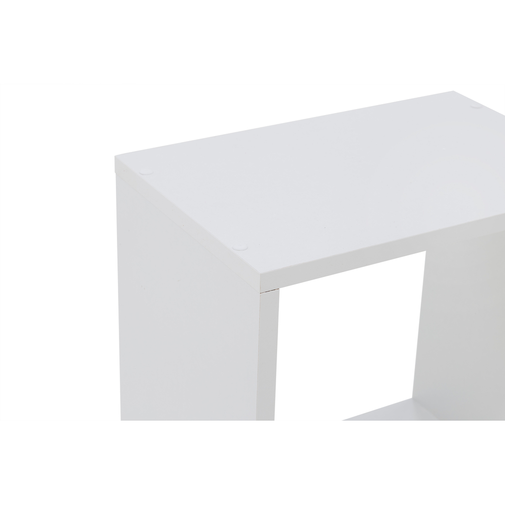 Štvorcová biela polica TRIO