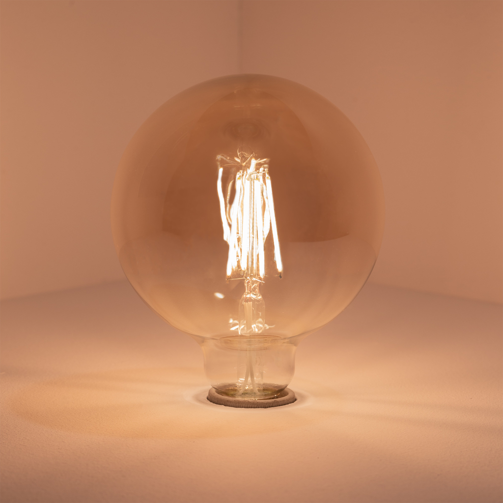 Dekoratívna LED žiarovka E27 6W teplá farba ORO-E27-G80-FL-AMBER-6W-DIMM