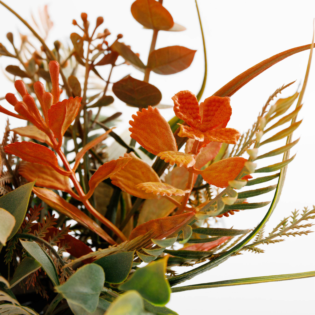 Kompozícia umelých kvetov v kvetináči 15 cm