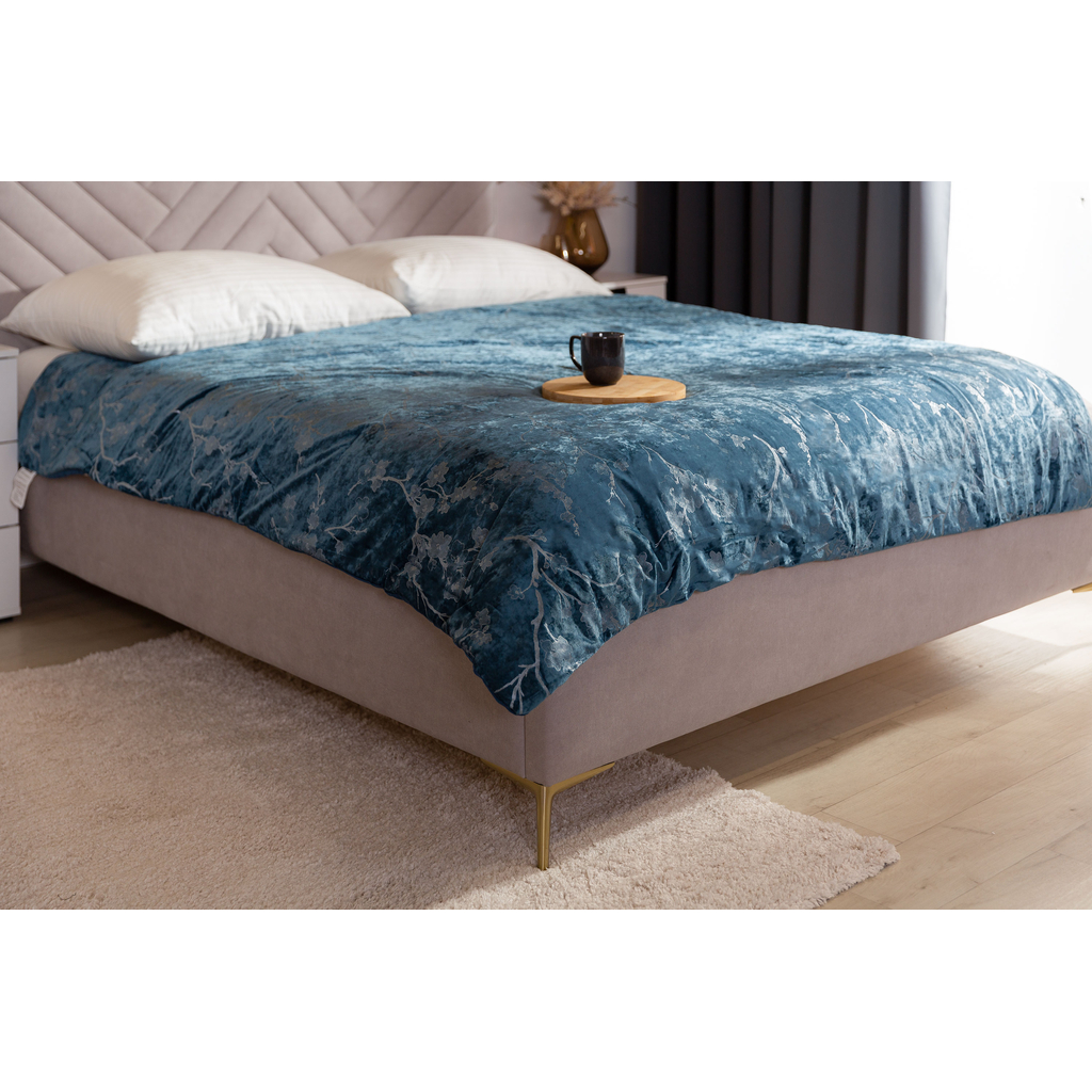 Modrá velúrová vrchná prikrývka TIARA 200 x 220 cm