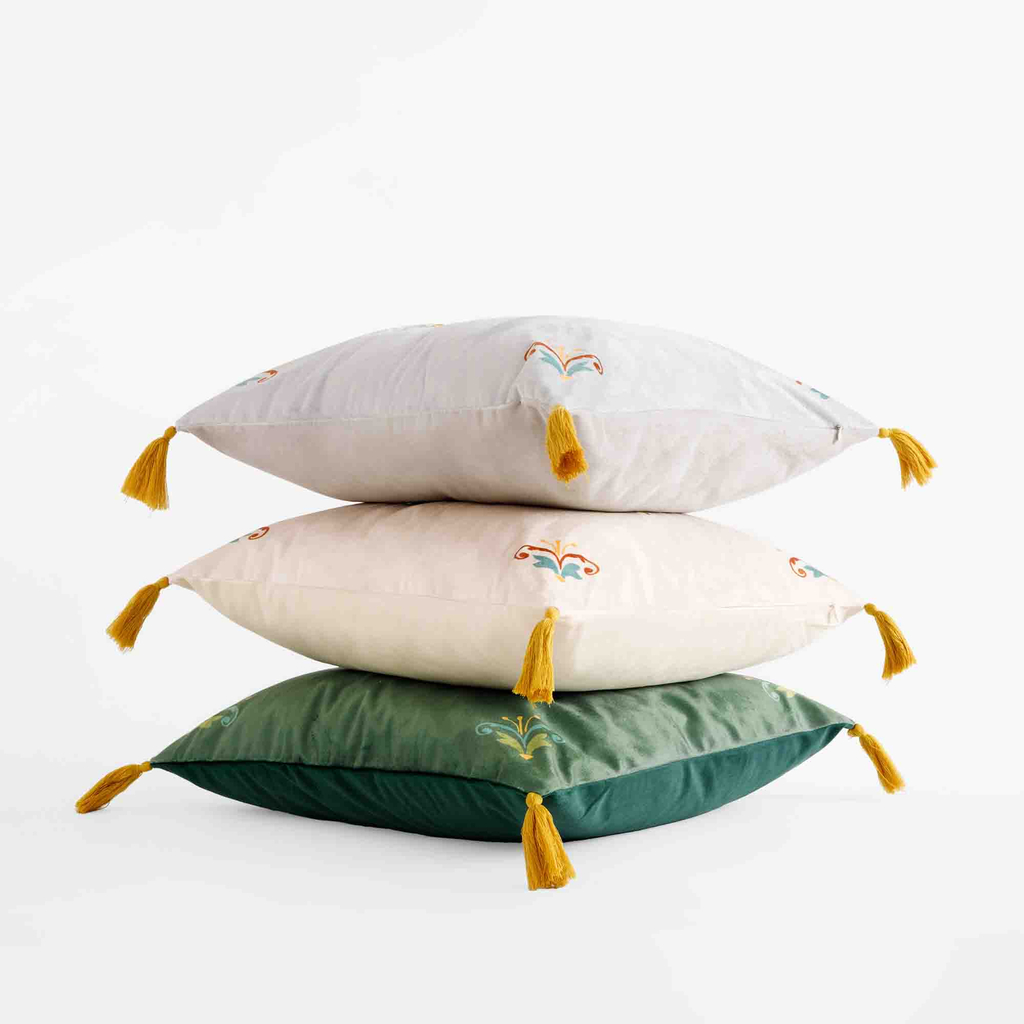 Dekoračná obliečka vyšívaná zelená FOLKY 45x45 cm