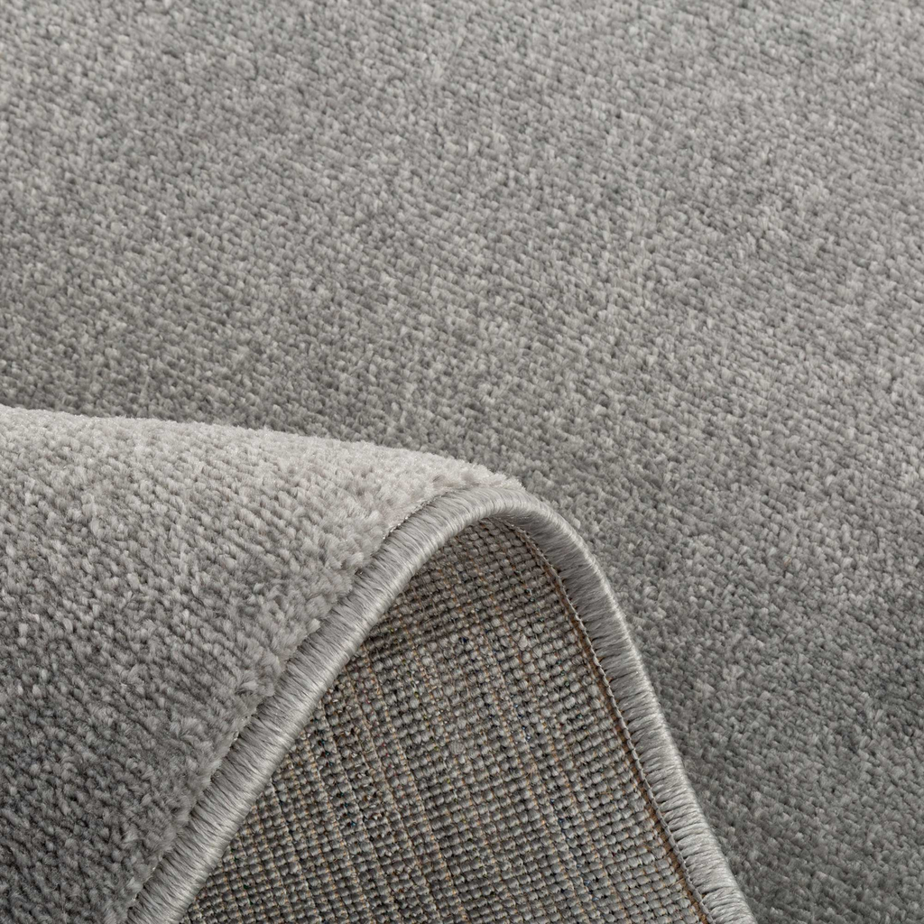 Koberec v striebornej farbe SEVILLA, 80x150 cm